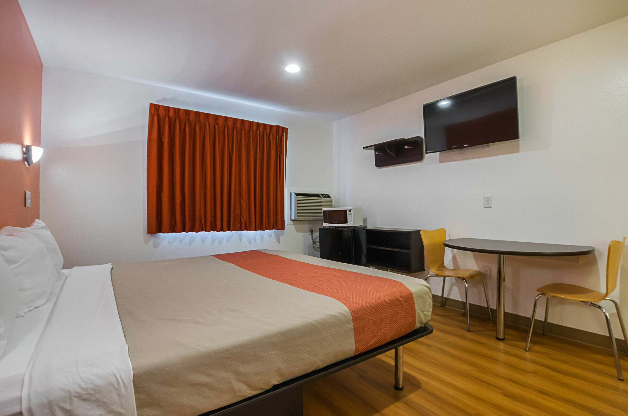 6-marshalltown, Ia Hotel 2*